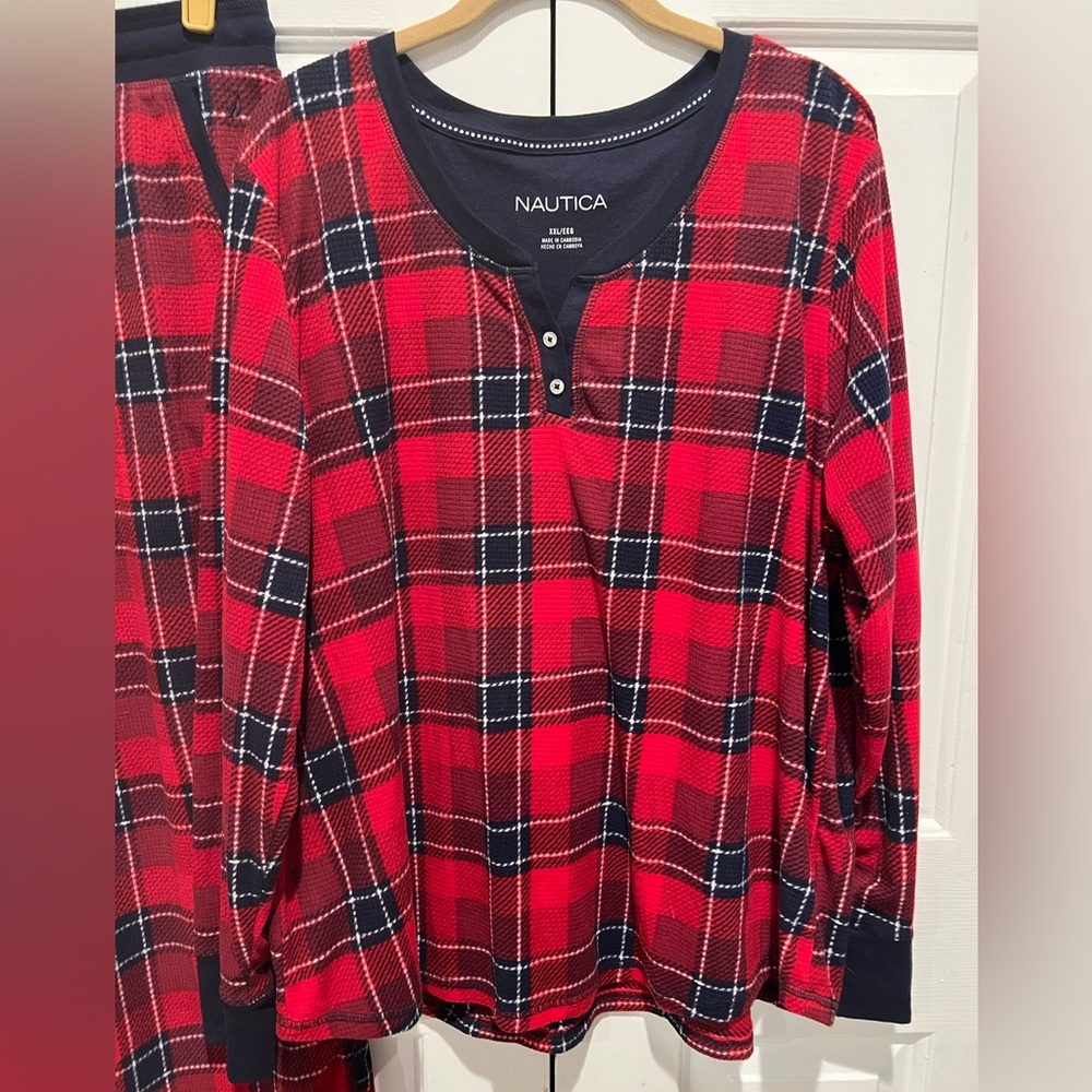 SOFT❤️2 Pc Nautica Red & Navy Blue Plaid Sleepwear Set - Picture 2 of 11